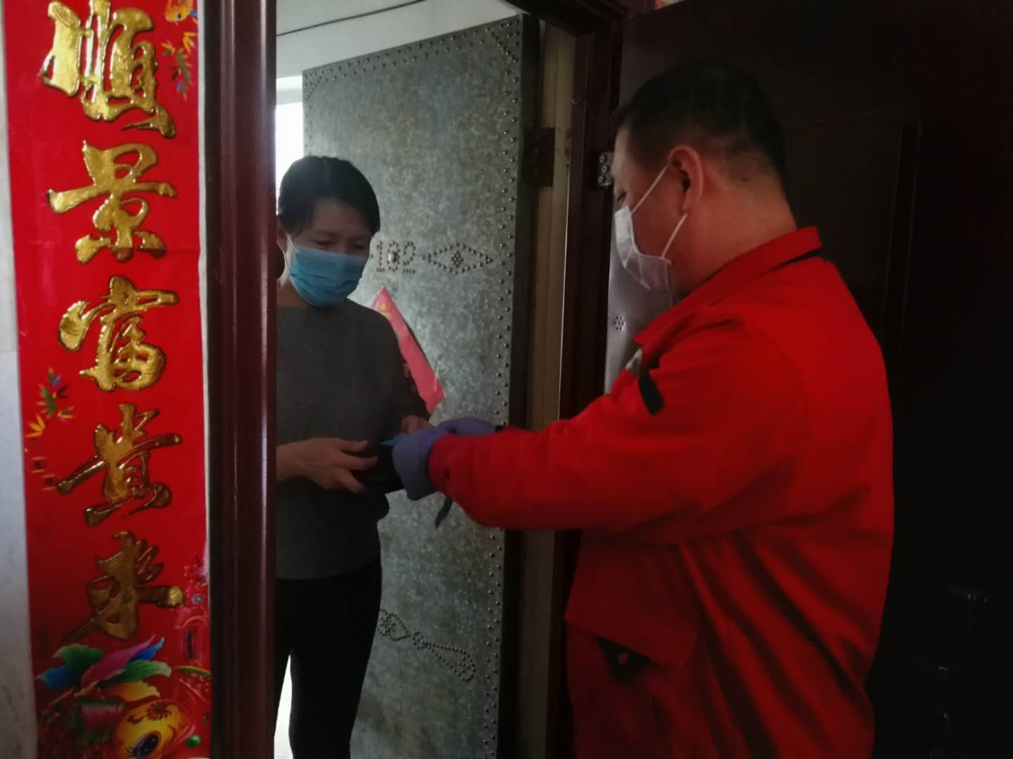 疫情防控，黨員在行動