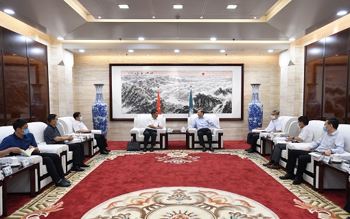 國(guó)家電網(wǎng)有限公司總經(jīng)理、黨組副書(shū)記辛保安會(huì)見(jiàn)寧夏回族自治區(qū)副主席吳秀章