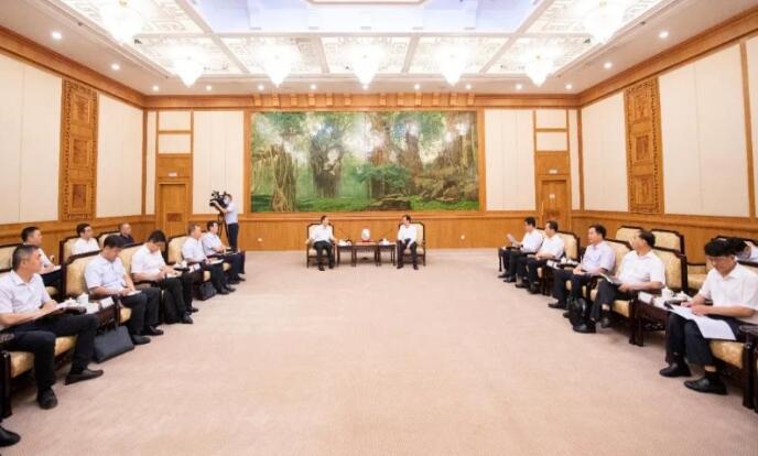 中核集團(tuán)總經(jīng)理、黨組副書記顧軍與福建省委副書記、代省長(zhǎng)王寧會(huì)談