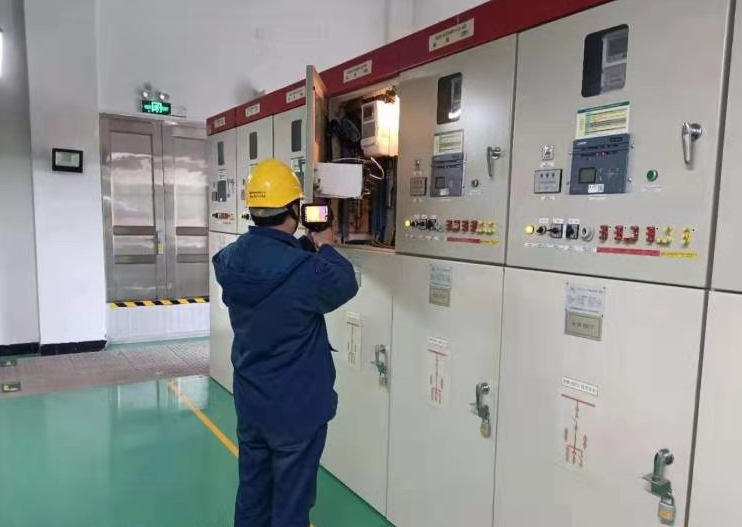 國(guó)網(wǎng)慈溪市供電公司用心巡視、及時(shí)消缺確保電網(wǎng)安全穩(wěn)定運(yùn)行