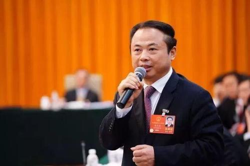 發(fā)展智慧型儲能電站 助力實現“碳達峰、碳中和”——訪全國人大代表、天能控股集團董事長張?zhí)烊? /></a></div>
				<div   id=