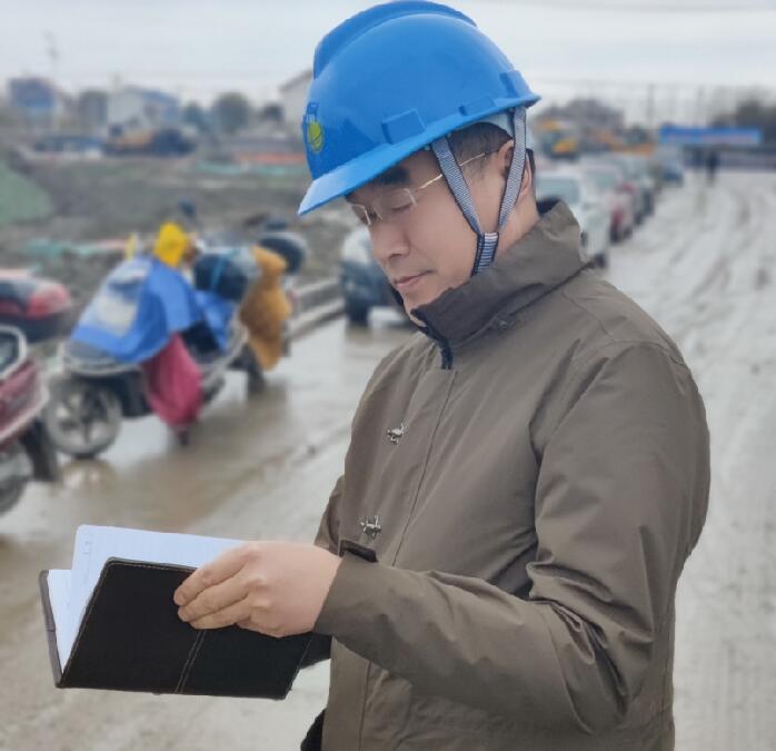 在電力線路設(shè)計的道路上精彩前行——記如東永晟實業(yè)有限公司電力線路設(shè)計組組長、電力工程技術(shù)工程師汪建軍