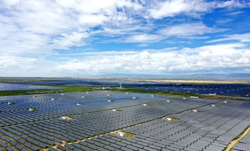 內(nèi)蒙古、甘肅、青海、寧夏3000萬(wàn)千瓦大型風(fēng)電光伏基地項(xiàng)目有序開(kāi)工（附名單）