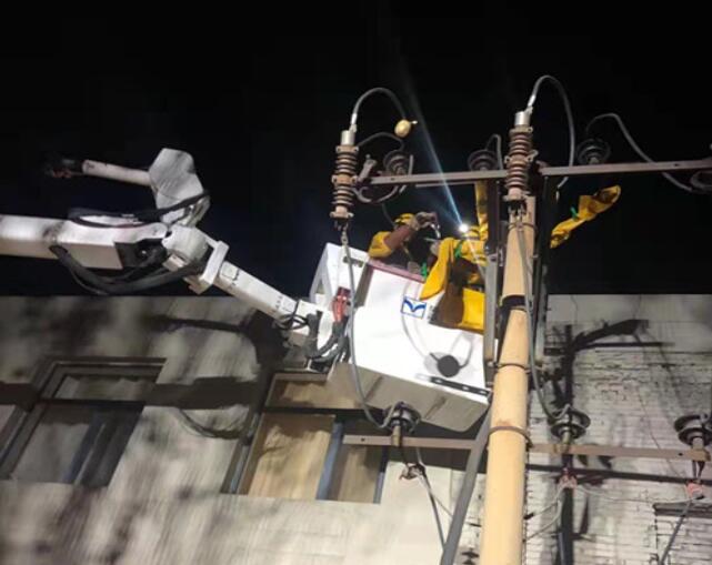 烏海電業(yè)局配電帶電作業(yè)處：11、7、23