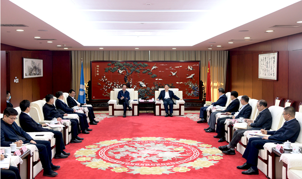 溫樞剛會(huì)見中國(guó)電建黨委書記、董事長(zhǎng)丁焰章