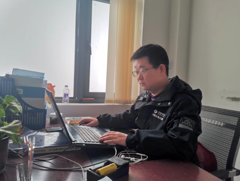 劉凡武：砥礪深耕志未泯，不負(fù)山河不負(fù)卿