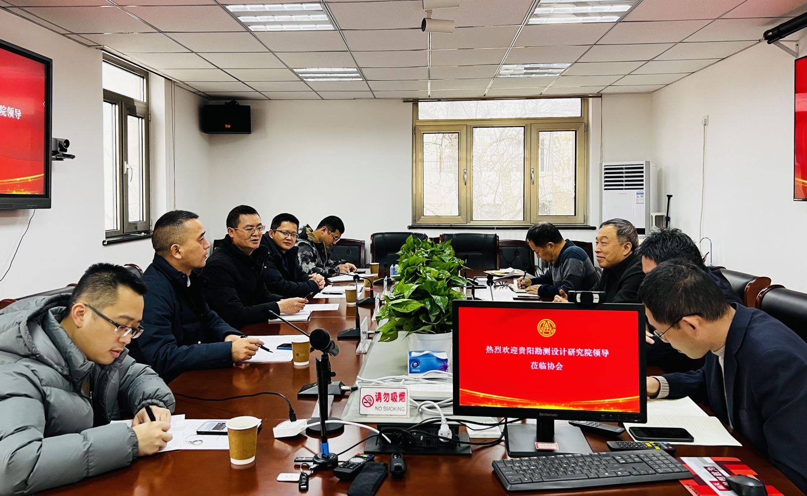 中國電力規(guī)劃設(shè)計(jì)協(xié)會(huì)李愛民與中國電建貴陽院、國網(wǎng)江蘇電力設(shè)計(jì)咨詢公司領(lǐng)導(dǎo)座談交流