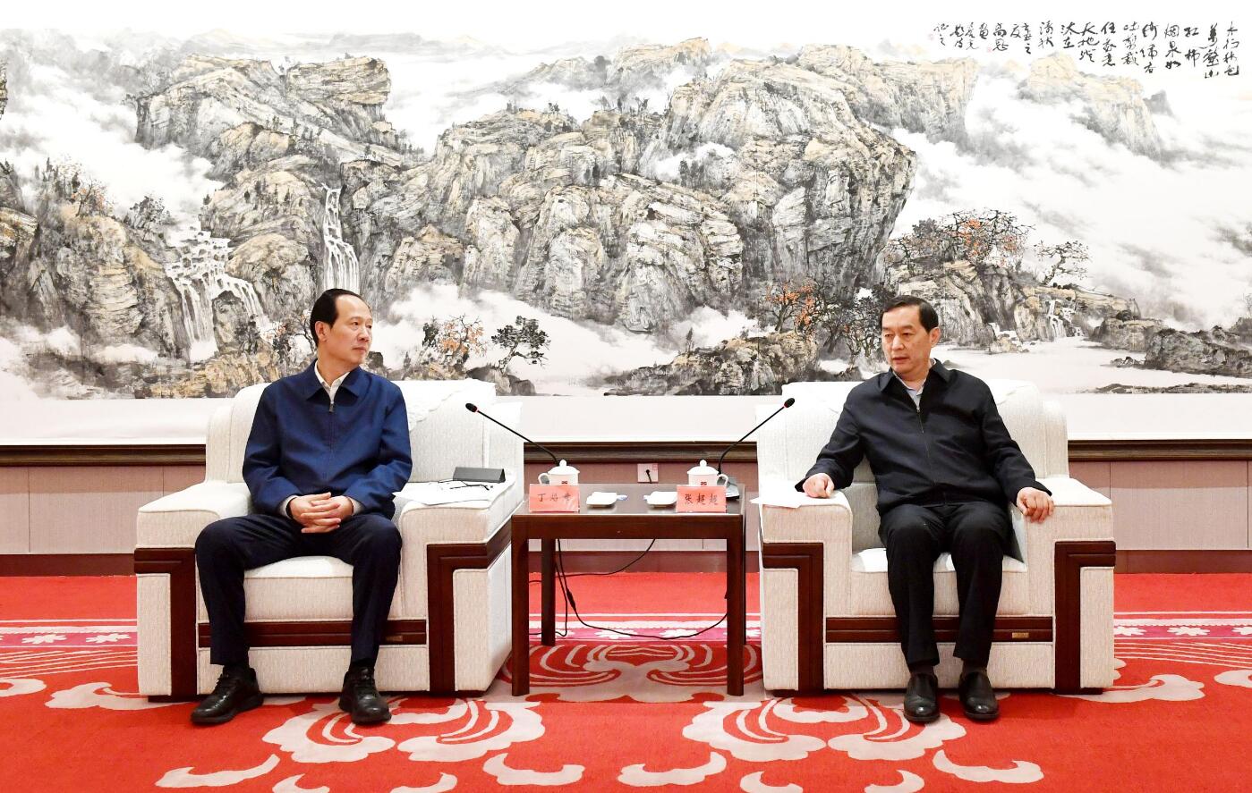 中國(guó)電建黨委書記、董事長(zhǎng)丁焰章與河北省委常委、石家莊市委書記張超超會(huì)談