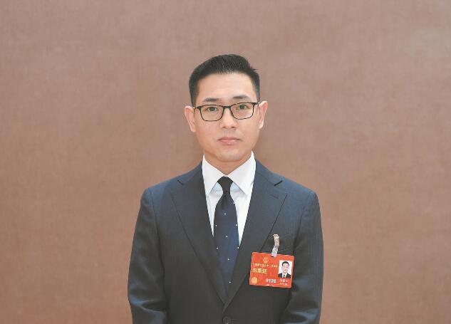 推動清潔能源發(fā)展 促進綠色低碳轉型——訪全國人大代表、河北寶信物流有限公司總經(jīng)理李建衛(wèi)