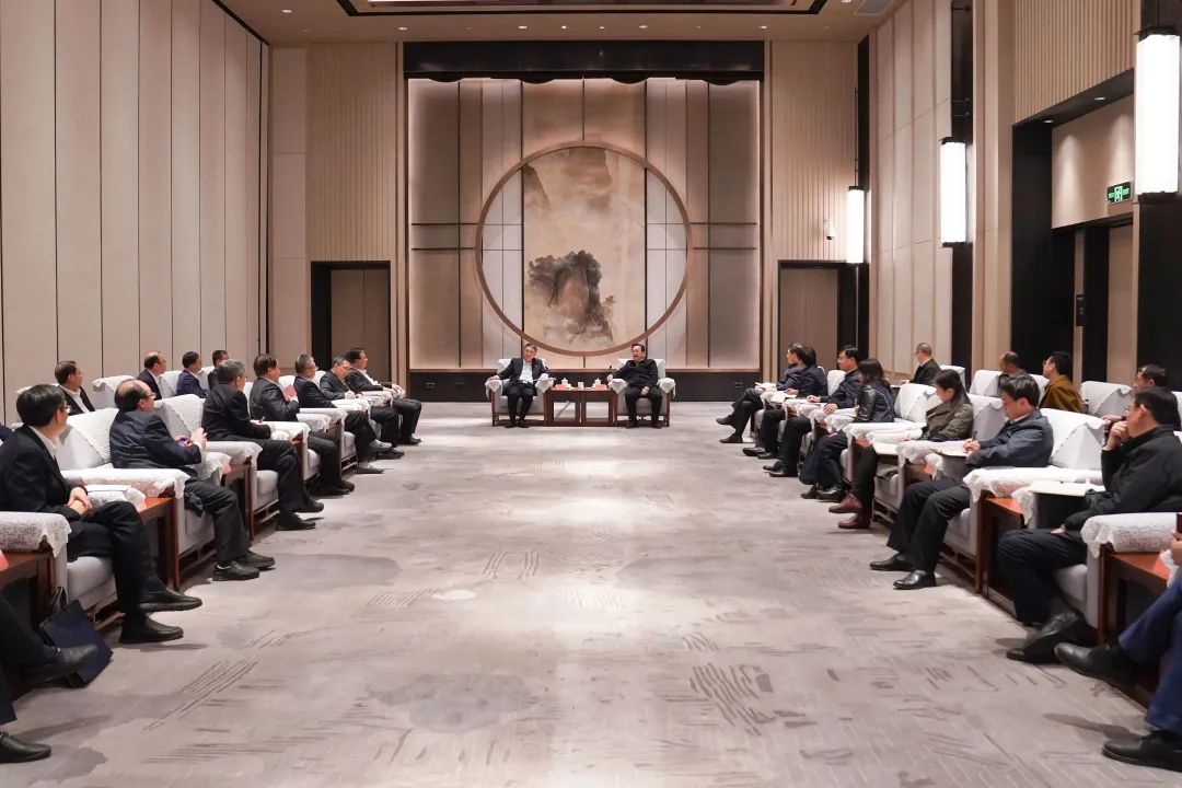 華能集團(tuán)黨組書記、董事長溫樞剛拜會雄安新區(qū)黨工委書記、管委會主任張國華