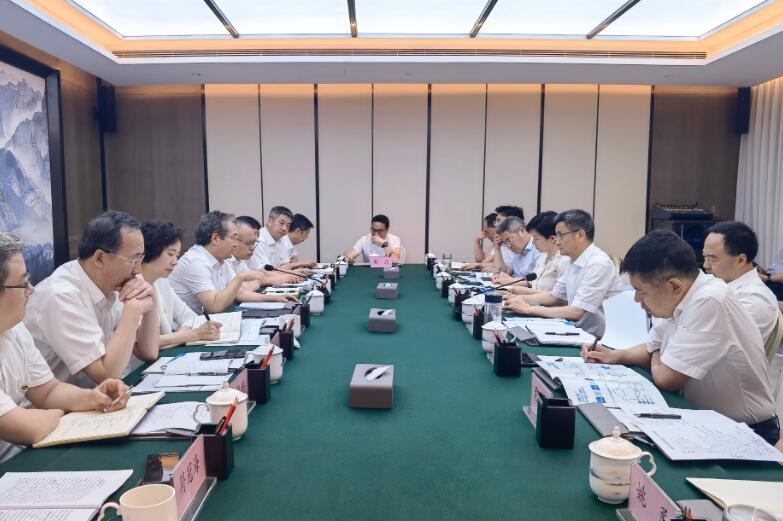中國能建副總經理吳云與襄陽市委副書記、市長王太暉會談
