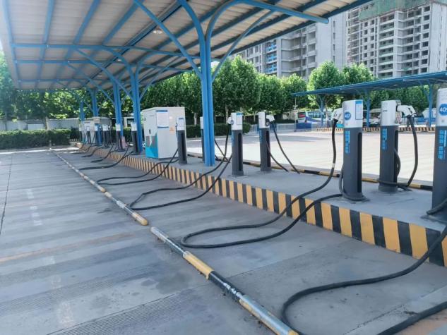 即日起，聊城汽車總站充電樁對外開放啦!