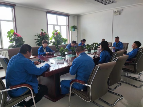 烏海市千里山供電公司：學(xué)好政務(wù)處分法，增強履職盡責(zé)能力
