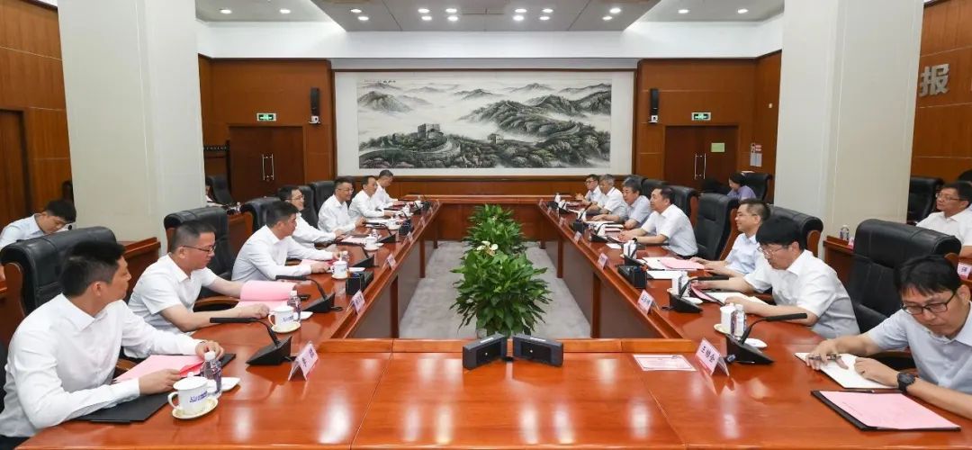 中核集團(tuán)黨組副書記、總經(jīng)理顧軍會(huì)見蘇州市委副書記、市長吳慶文一行