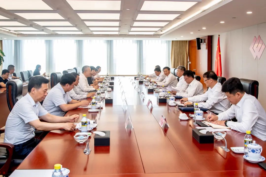 國家能源集團(tuán)黨組書記、董事長劉國躍會(huì)見包頭市委副書記、市長張銳