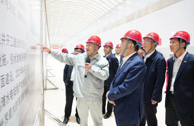 中國(guó)能建黨委書記、董事長(zhǎng)宋海良赴白鶴灘水電站調(diào)研
