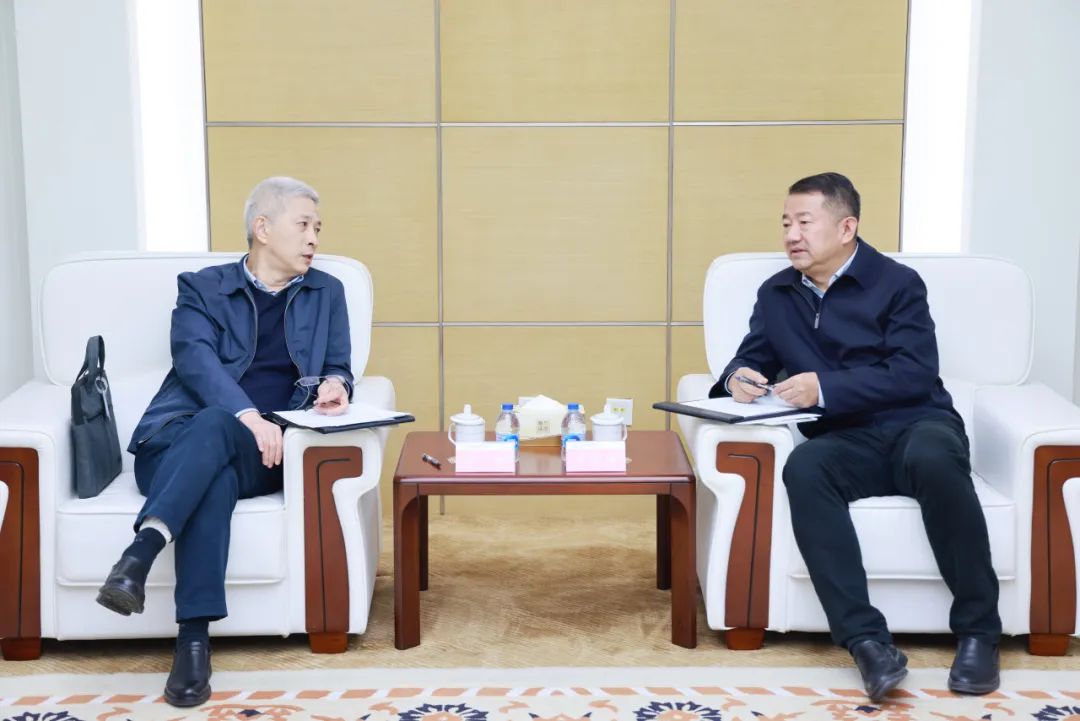 中國一重集團黨委書記、董事長徐鵬一行拜訪大唐環(huán)境黨委書記、董事長朱利明
