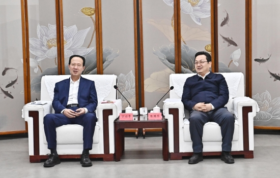 中國(guó)電建黨委書記、董事長(zhǎng)丁焰章王斌拜會(huì)雄安新區(qū)黨工委書記、管委會(huì)主任張國(guó)華