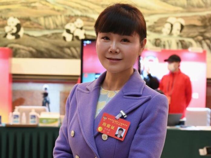 四川省政協(xié)委員李佳蔚：四川要優(yōu)化碳產(chǎn)品、參與碳交易，不斷完善碳設(shè)施