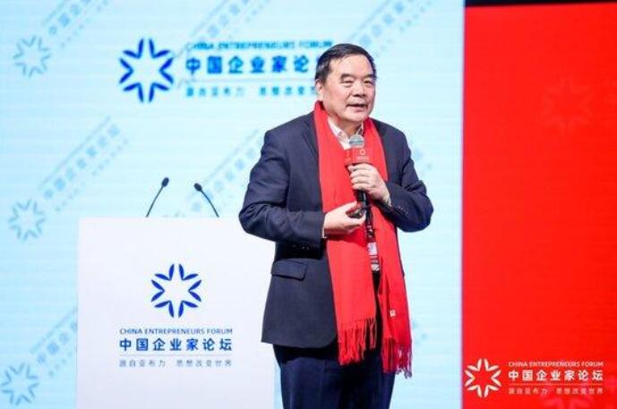 長包信：本輪能源革命已經(jīng)不是資源屬性的革命，而是制造屬性的革命