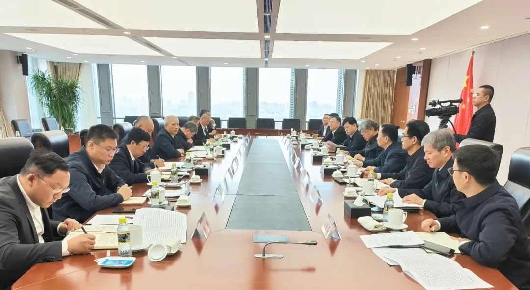 中國一重董事長徐鵬一行拜訪國家能源集團黨組書記、董事長劉國躍