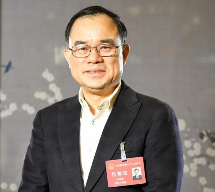 【兩會好聲音】全國人大代表、長安汽車董事長朱華榮：強化市場調(diào)節(jié)手段，進一步改善汽車消費環(huán)境