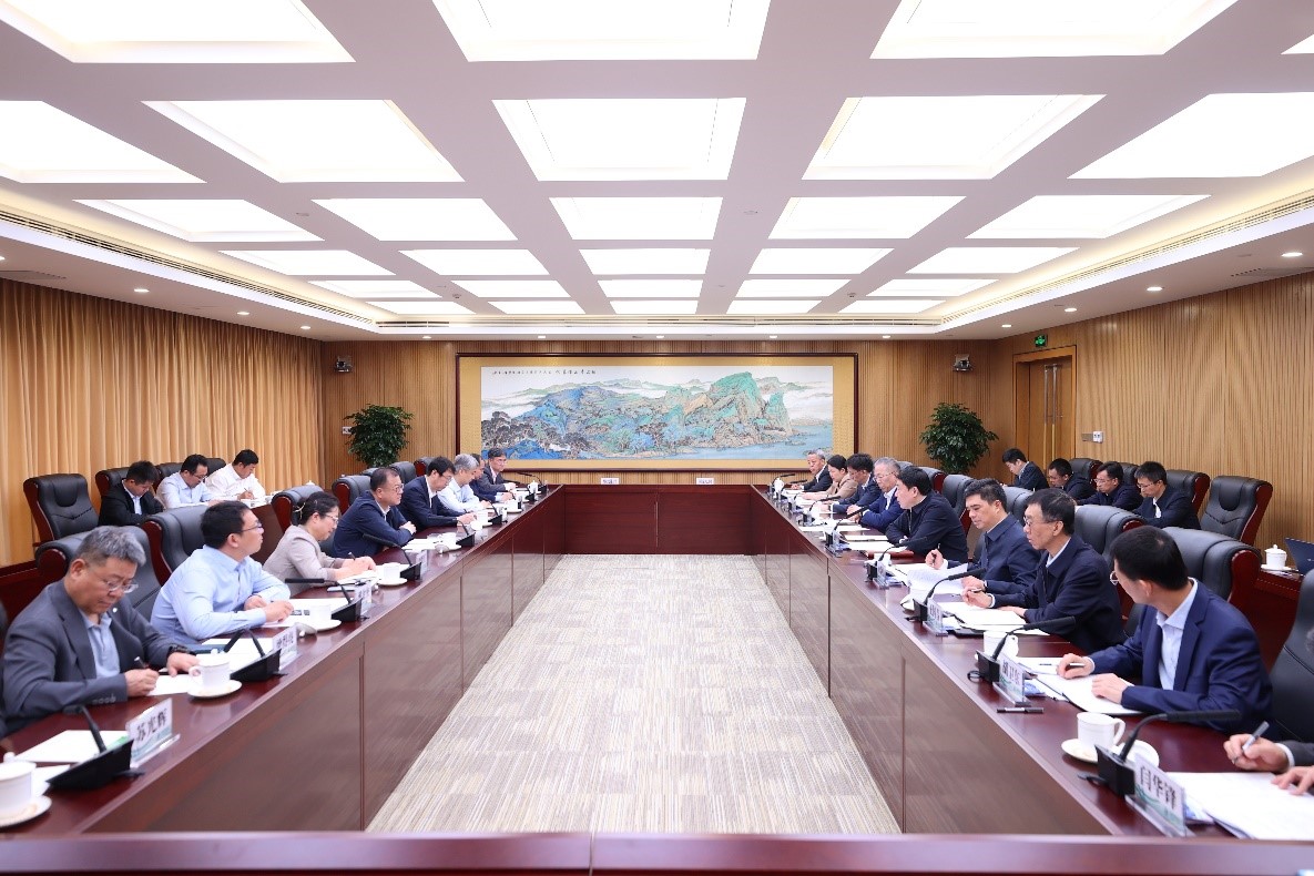 西安交通大學黨委書記盧建軍、校長張立群赴國家電網座談交流