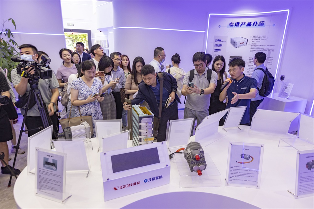 全力推動新型儲能產業(yè)發(fā)展，加快培育新質生產力