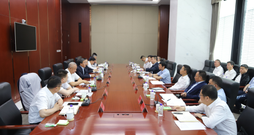 中國電建黨委常委、副總經(jīng)理劉源源與晉能控股集團黨委書記、董事長李國彪舉行會談