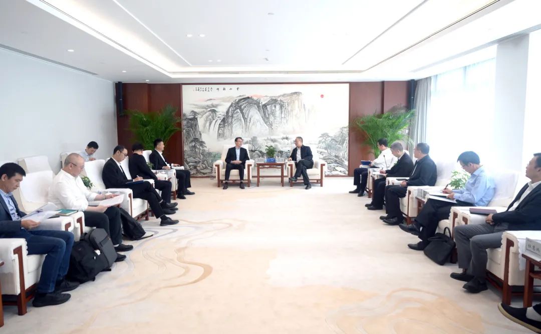 中國電建黨委副書記、總經(jīng)理王斌與深圳環(huán)境水