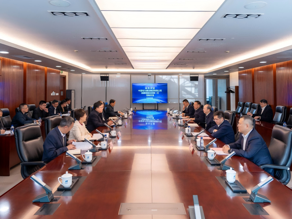 華電集團副總經(jīng)理吳敬凱會見中國電建黨委常委、副總經(jīng)理徐鵬程
