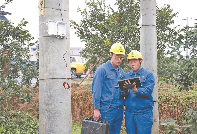 研制“萬(wàn)能鑰匙”，臺(tái)區(qū)漏電保護(hù)器調(diào)試不到5分鐘